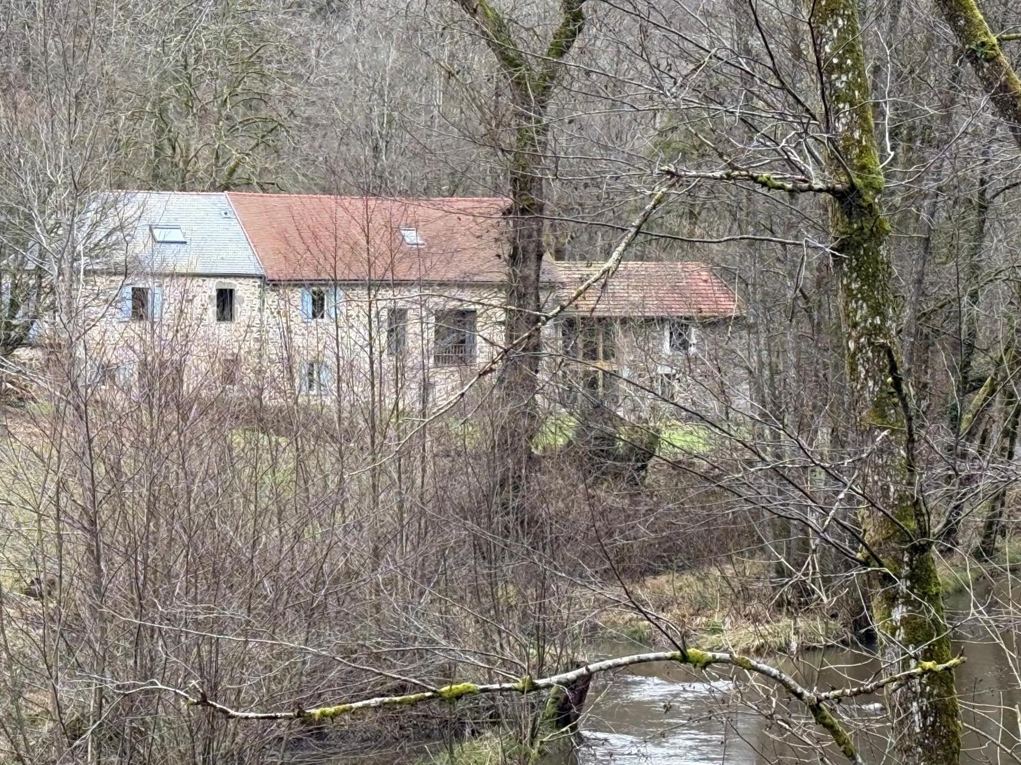 Gite De La Fontaine Saint-Andre-en-Morvan Exterior foto
